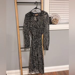 SO | HO Loving side button front dress Black/Taupe LARGE